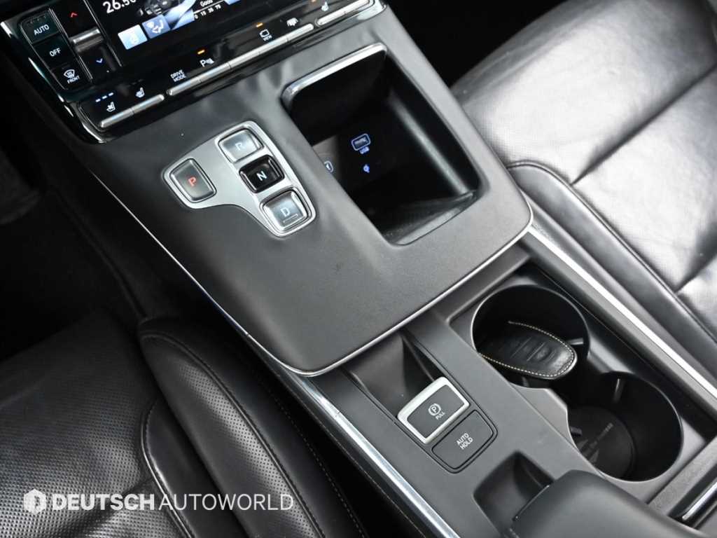 HYUNDAI Grandeur - Vista 9
