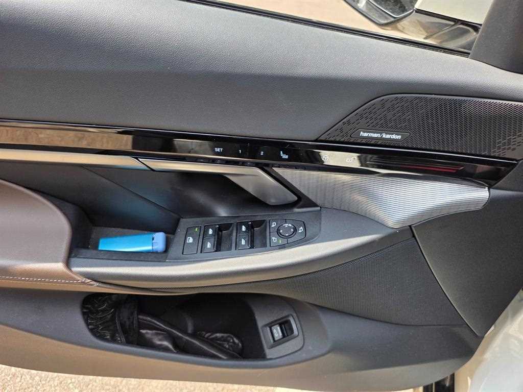 BMW 5 Series - Vista 8