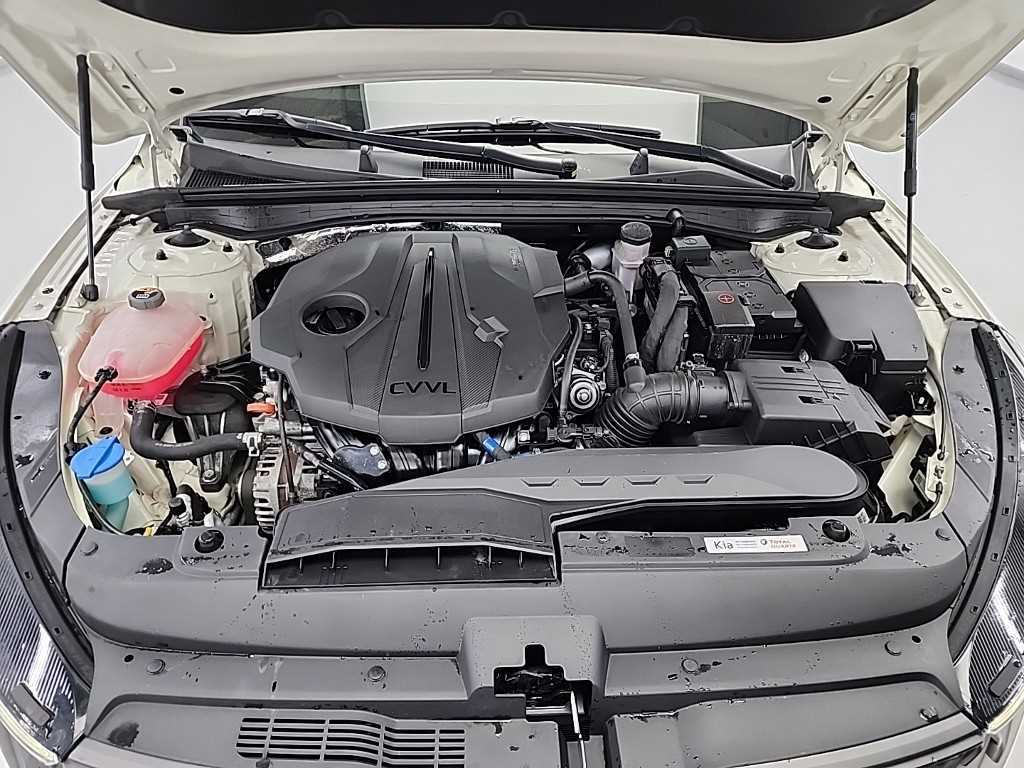 KIA K5 - Vista 5