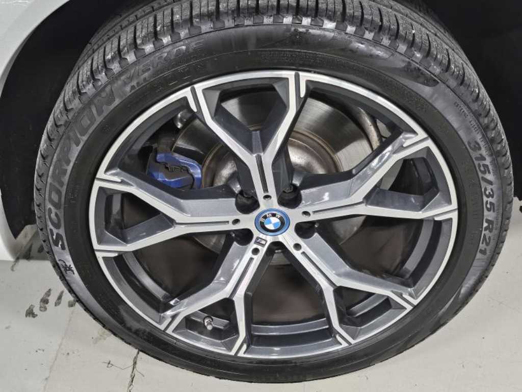 BMW X5 - Vista 9