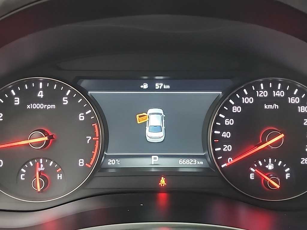 KIA K7 - Vista 6