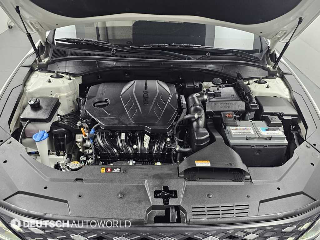 HYUNDAI Grandeur - Vista 6