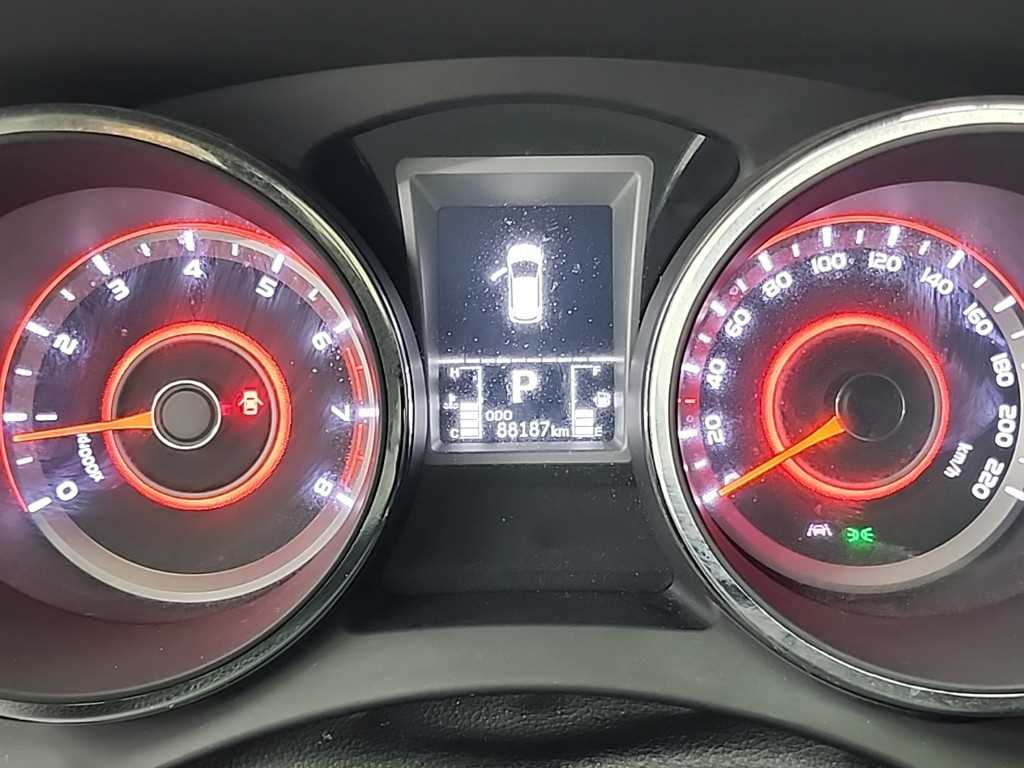 Ssangyong Tivoli - Vista 6