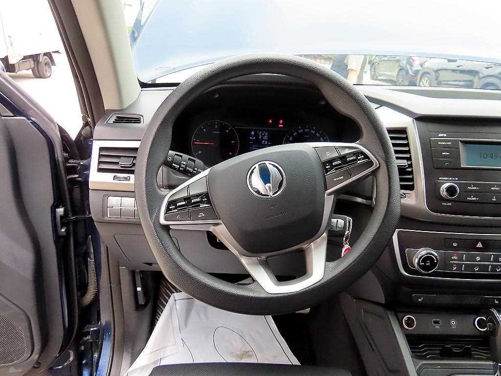 Ssangyong Rexton - Vista 8