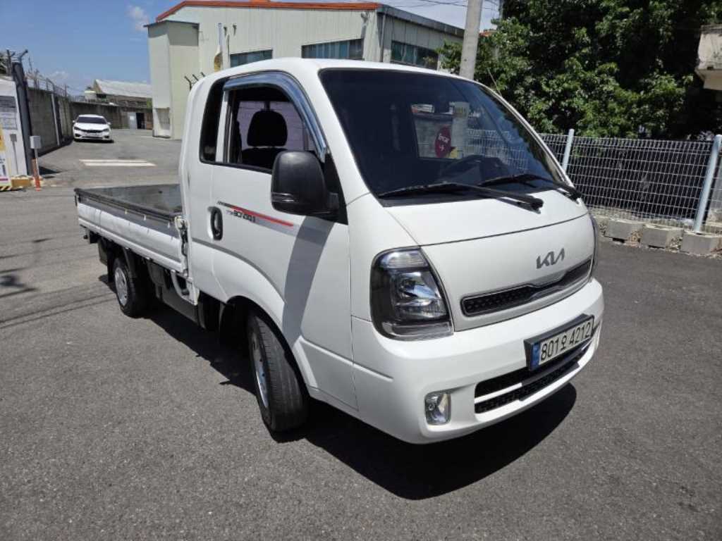 Small Truck Cargo (small) - Vista 2