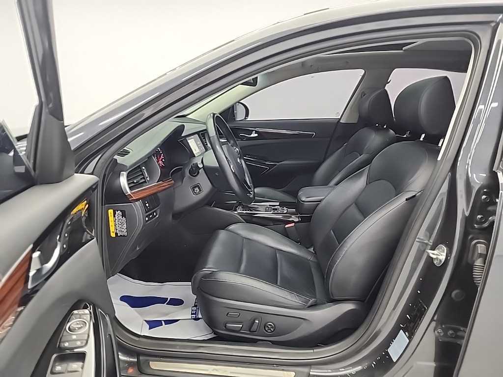 KIA K7 - Vista 11