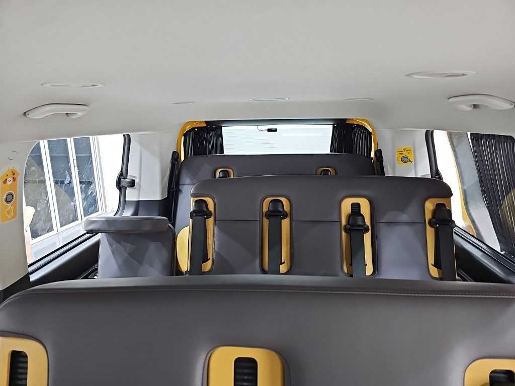 HYUNDAI Staria 2022 Amarillo - Importación desde Corea - HF Imports Iquique - Foto 14