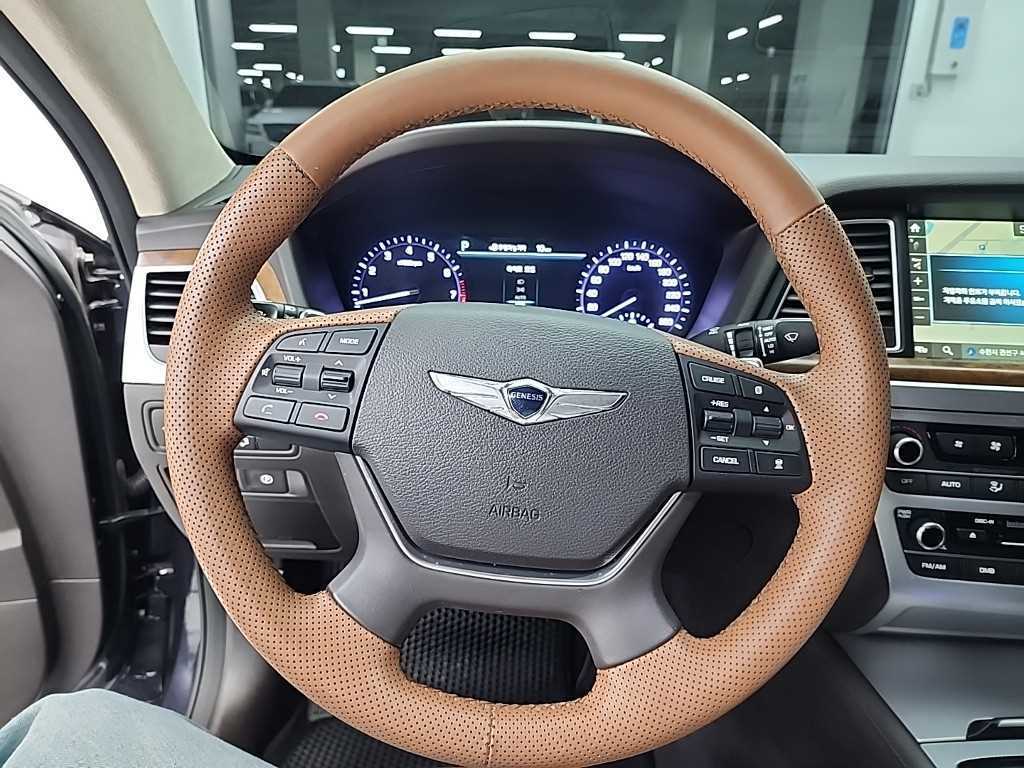 Genesis G80 - Vista 9