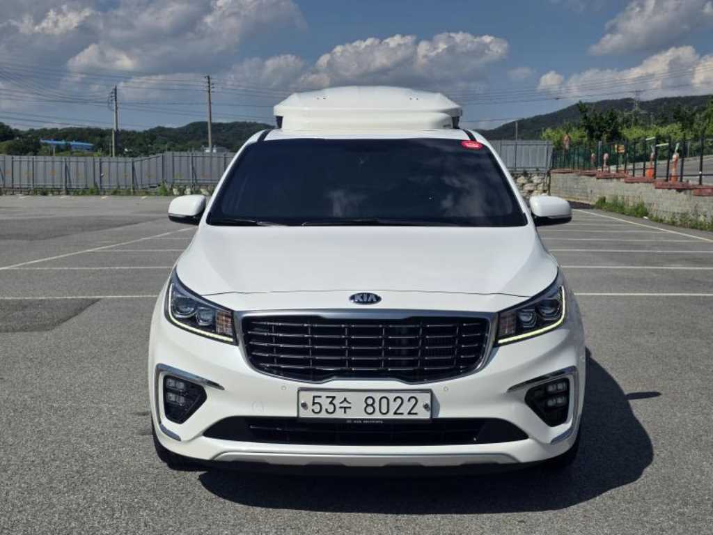 KIA Carnival - Vista 2