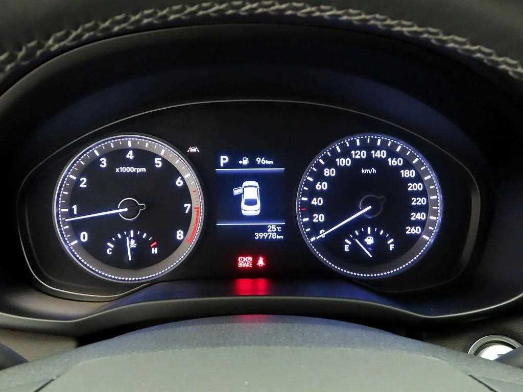 HYUNDAI Grandeur - Vista 5