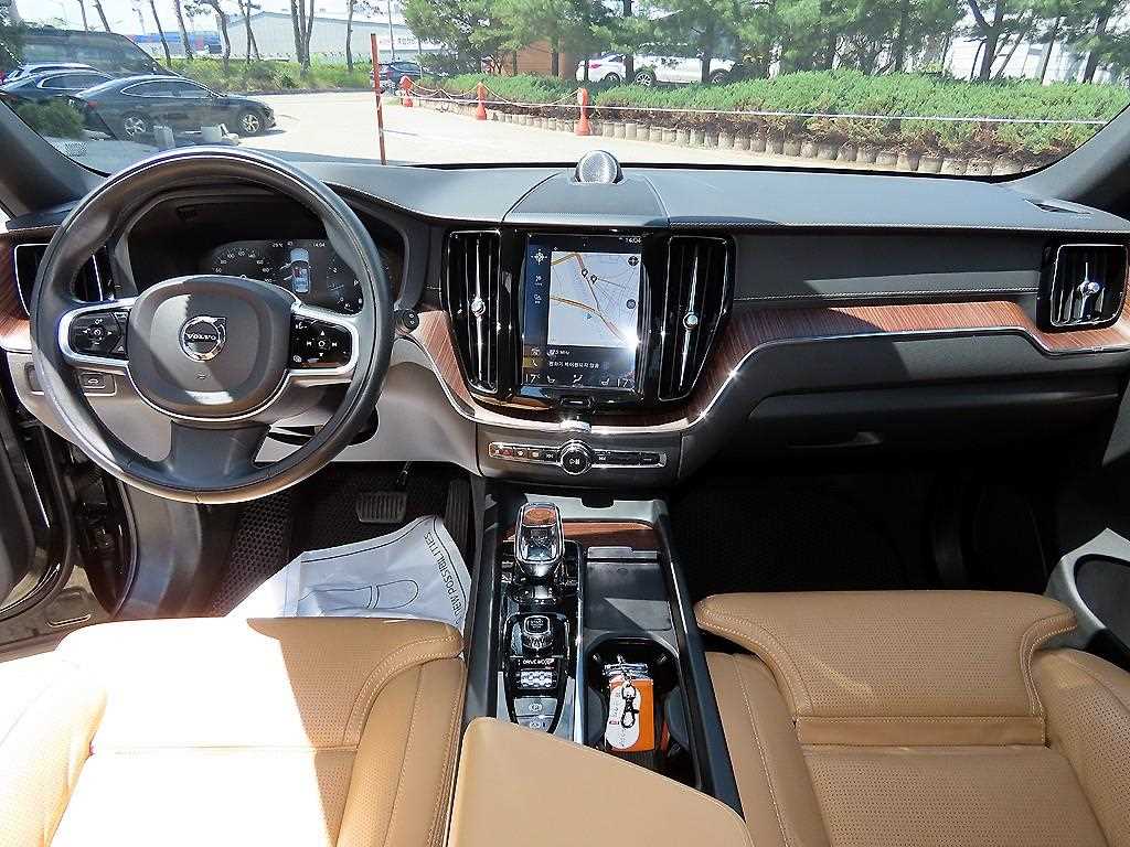 Volvo XC60 - Vista 7