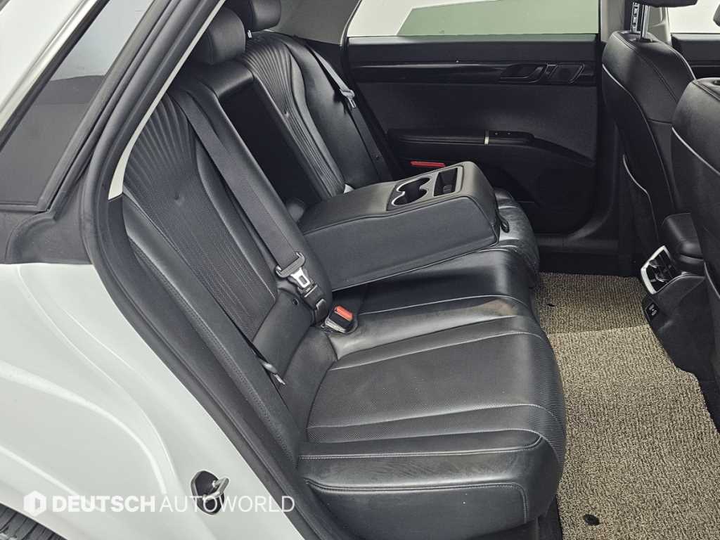 HYUNDAI Grandeur - Vista 12