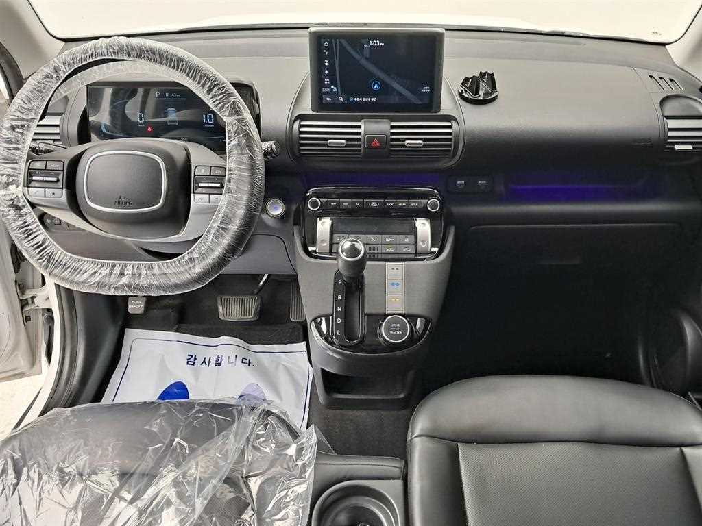 HYUNDAI Casper - Vista 6