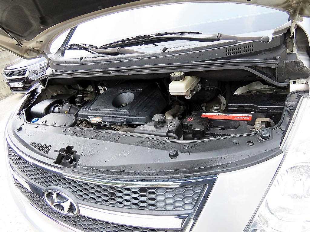HYUNDAI Starex 2008 Gris - Importación desde Corea - HF Imports Iquique - Foto 19