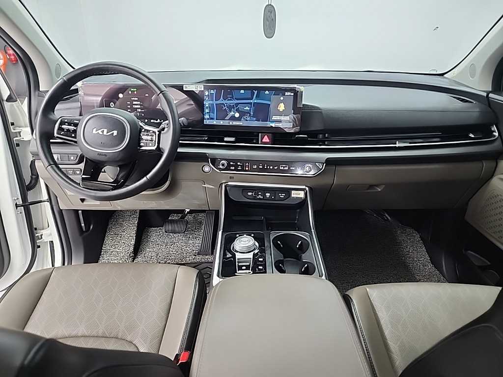 KIA Carnival - Vista 7