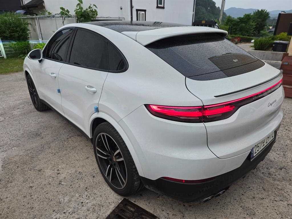 Porsche Cayenne - Vista 6