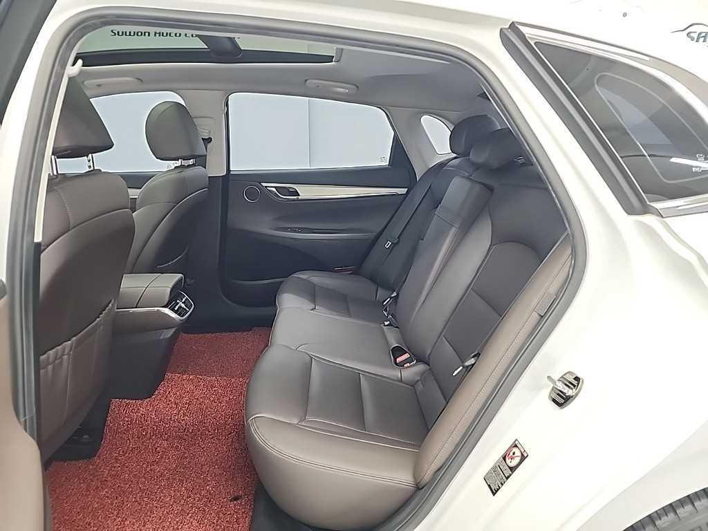HYUNDAI Grandeur - Vista 12