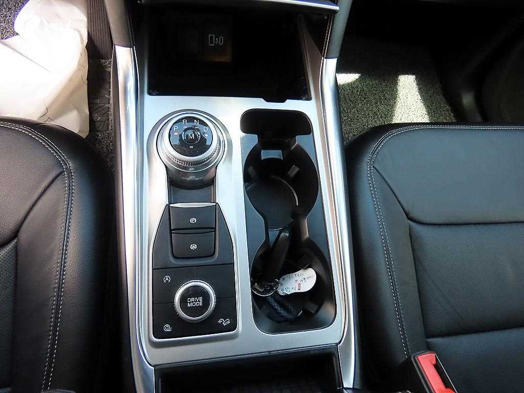 Ford Explorer - Vista 10