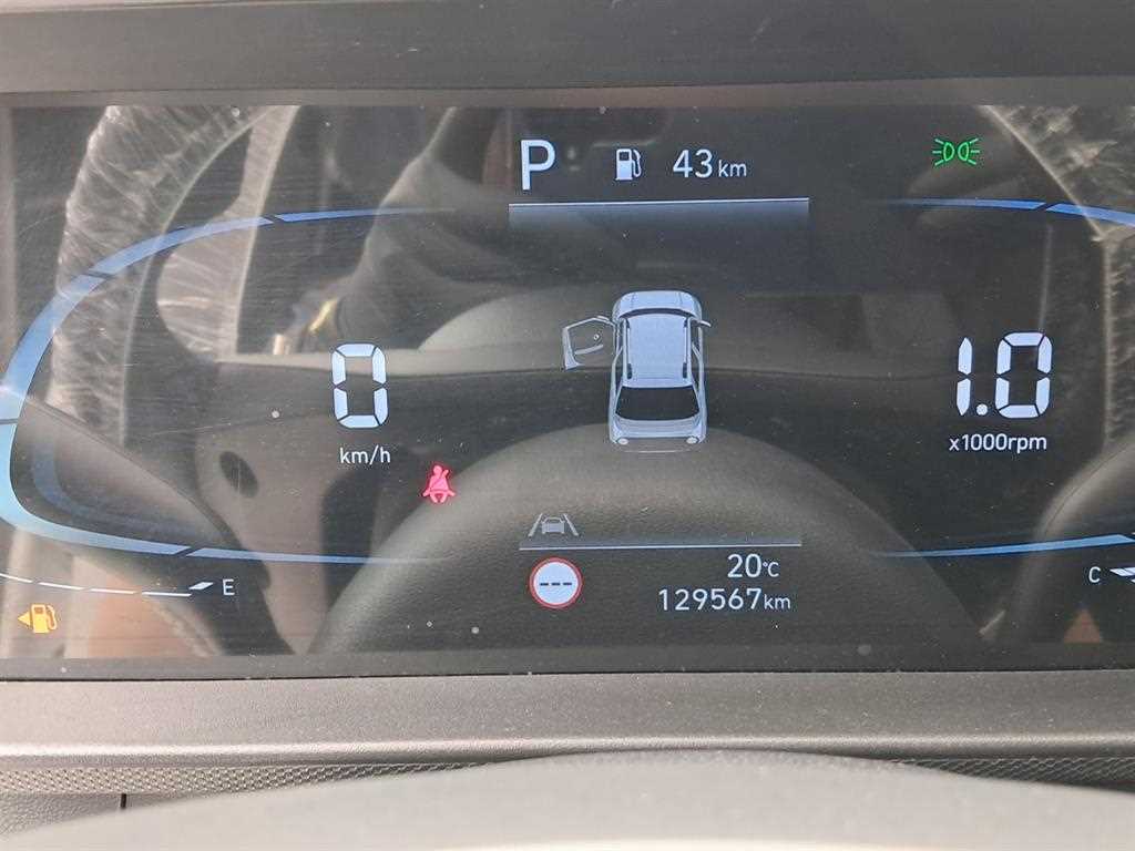 HYUNDAI Casper - Vista 8