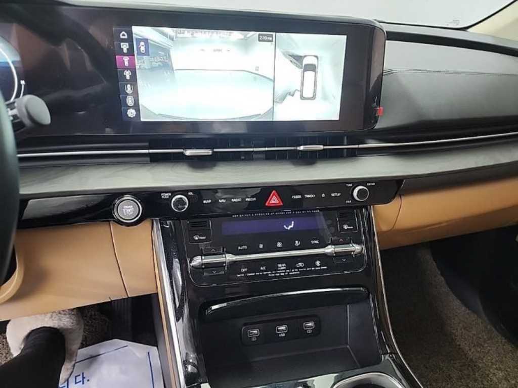 KIA Carnival - Vista 9