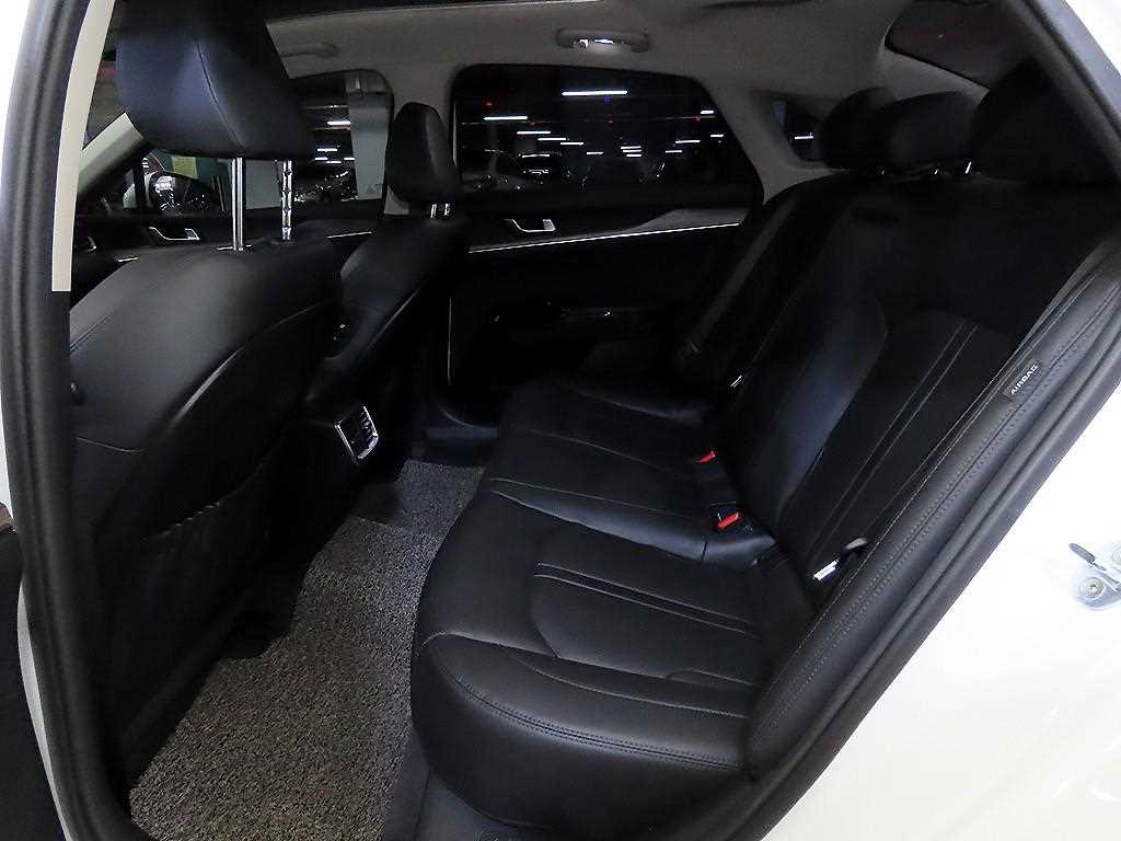 KIA K5 - Vista 7