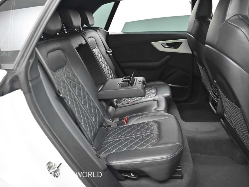 Audi Q8 - Vista 12