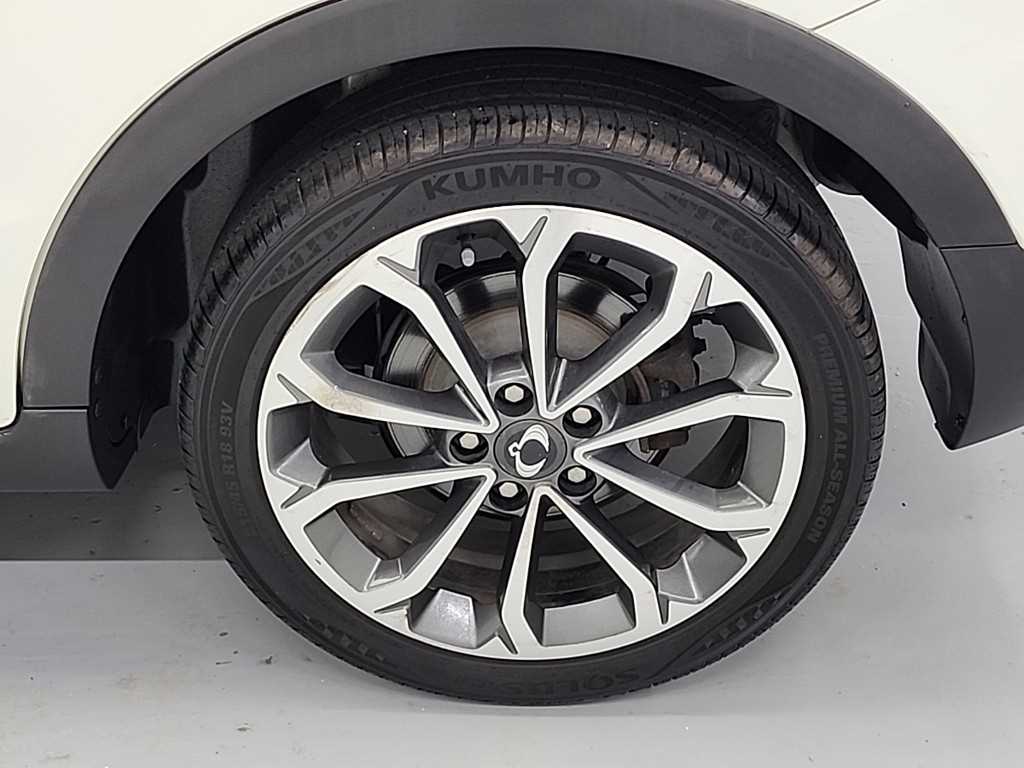 Ssangyong Tivoli 2018 Blanco - Importación desde Corea - HF Imports Iquique - Foto 20