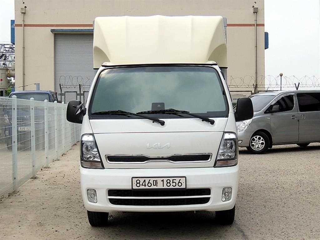 Small Truck Top_Wingbody 2022 Blanco - Importación desde Corea - HF Imports Iquique - Foto 1