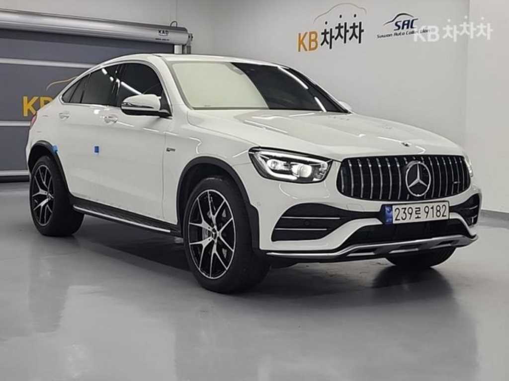 Mercedes Benz GLC Class - Vista 4
