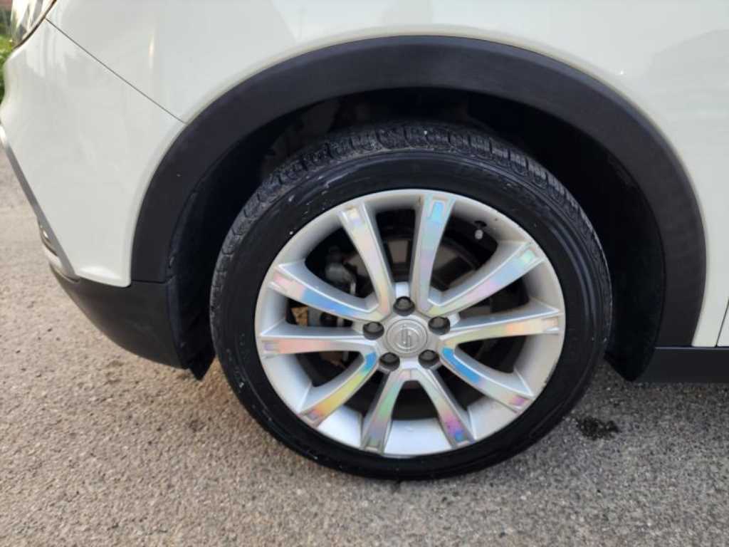 Ssangyong Tivoli - Vista 5