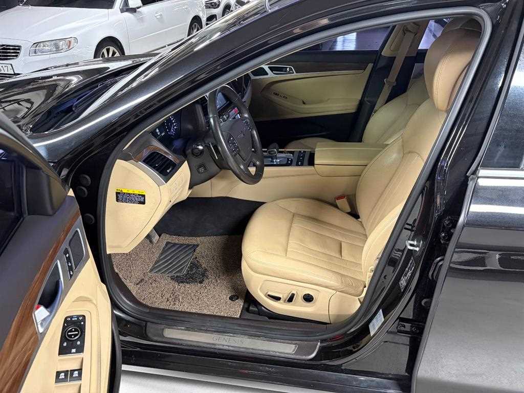 Genesis G80 - Vista 6