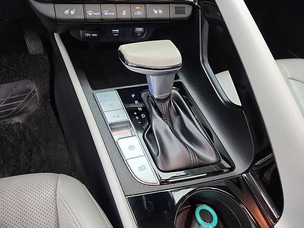 HYUNDAI Avante - Vista 8
