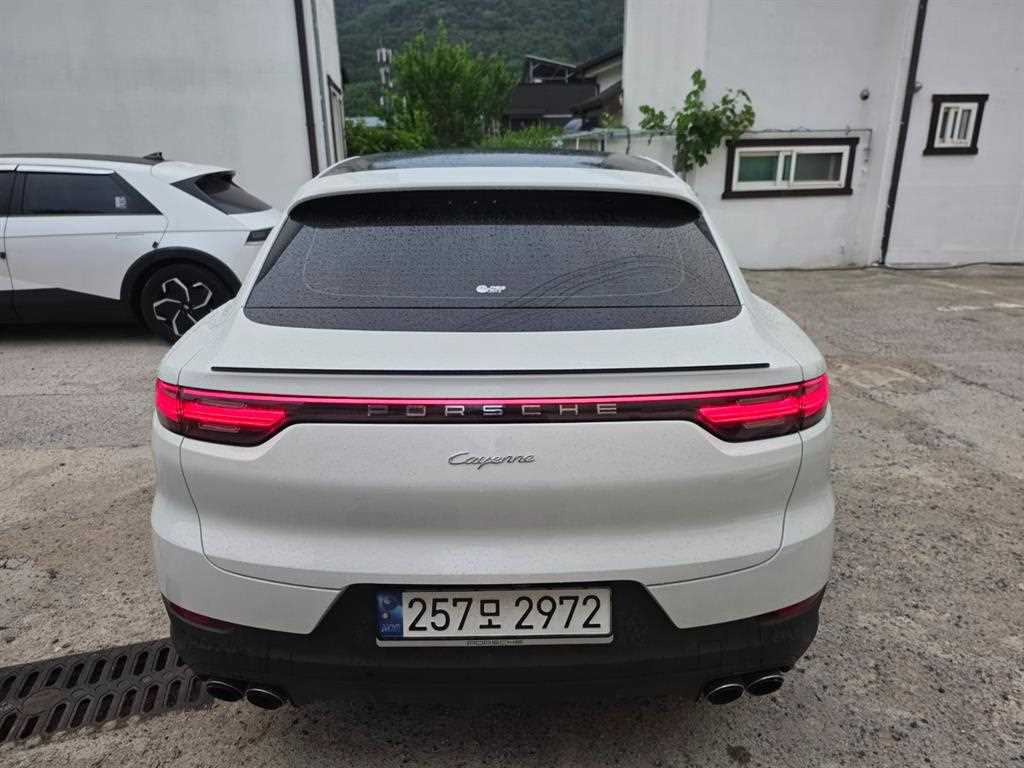 Porsche Cayenne - Vista 4