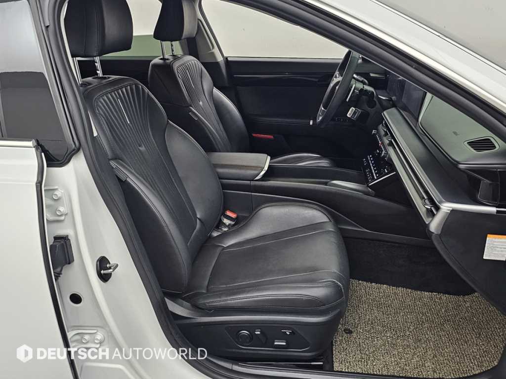 HYUNDAI Grandeur - Vista 10