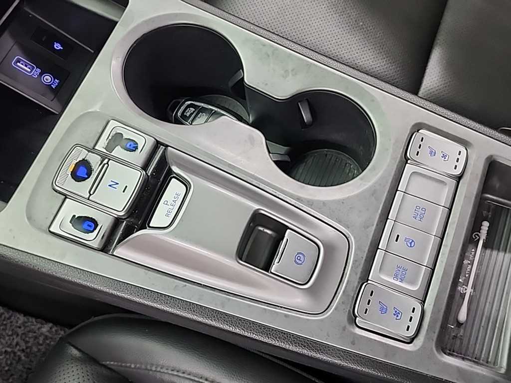 HYUNDAI Kona - Vista 8