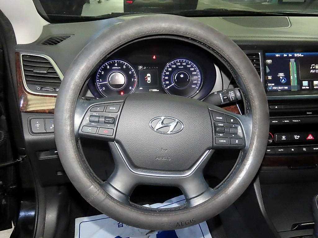 HYUNDAI Aslan - Vista 8