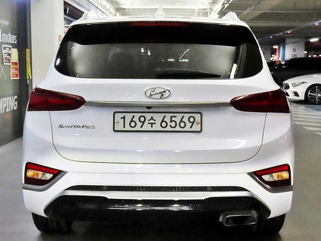 HYUNDAI Santa Fe - Vista 5