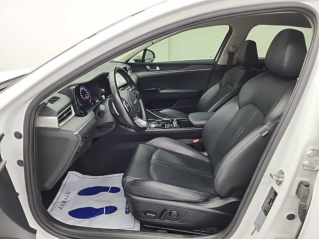 KIA K5 - Vista 11