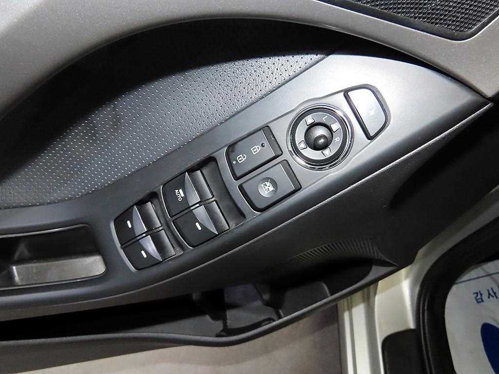 HYUNDAI Avante 2013 Plateado - Importación desde Corea - HF Imports Iquique - Foto 13