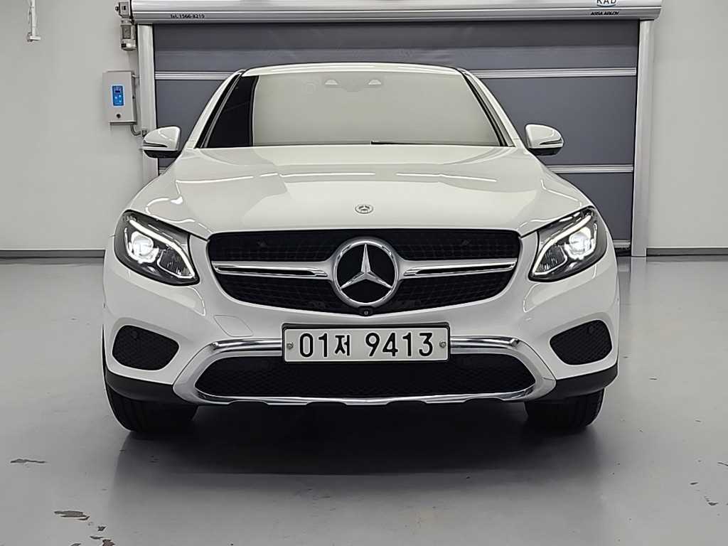 Mercedes Benz GLC Class - Vista 2