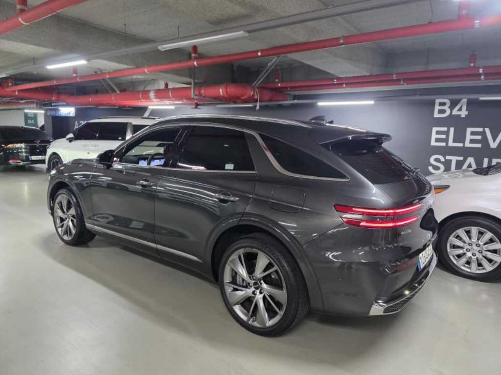 Genesis GV70 - Vista 4