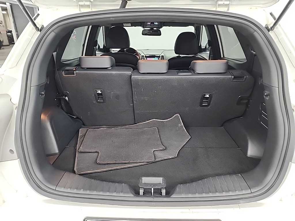 Ssangyong Tivoli 2018 Blanco - Importación desde Corea - HF Imports Iquique - Foto 18