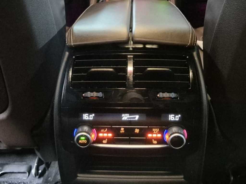 BMW 5 Series - Vista 9