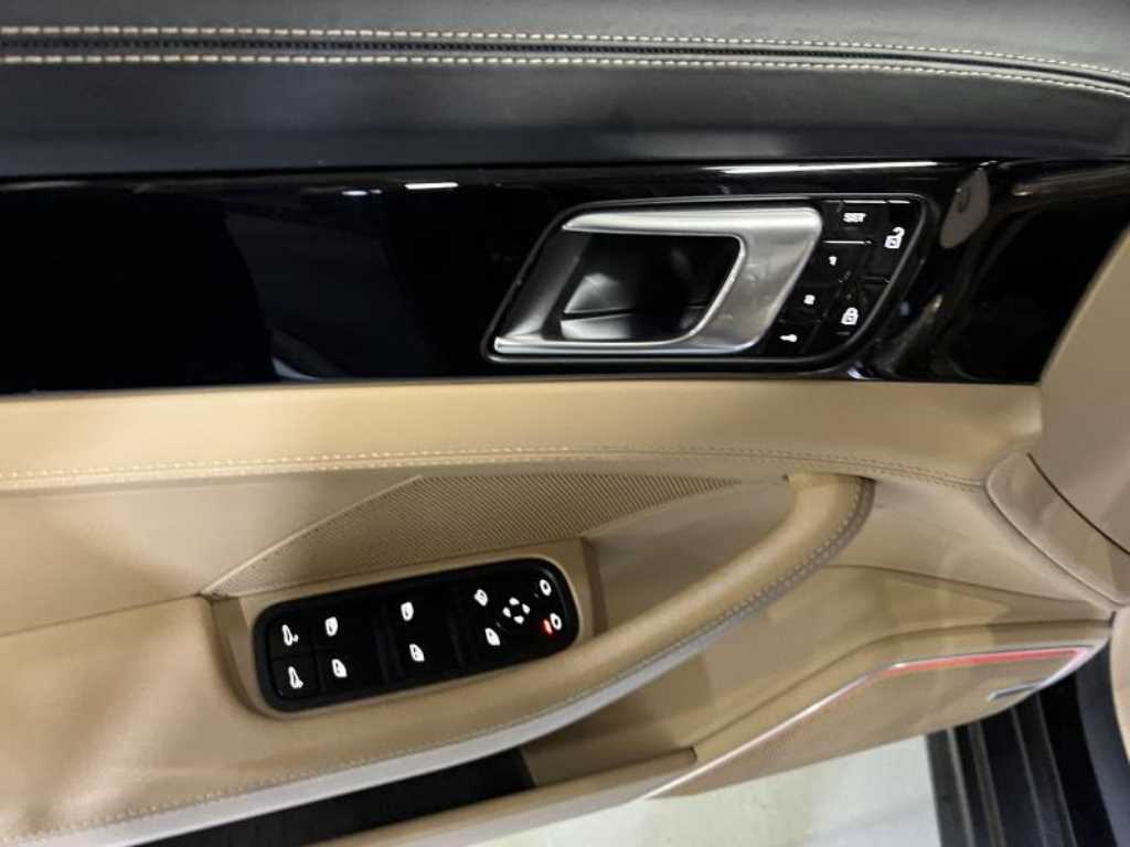 Porsche Panamera 2019 Negro - Importación desde Corea - HF Imports Iquique - Foto 13