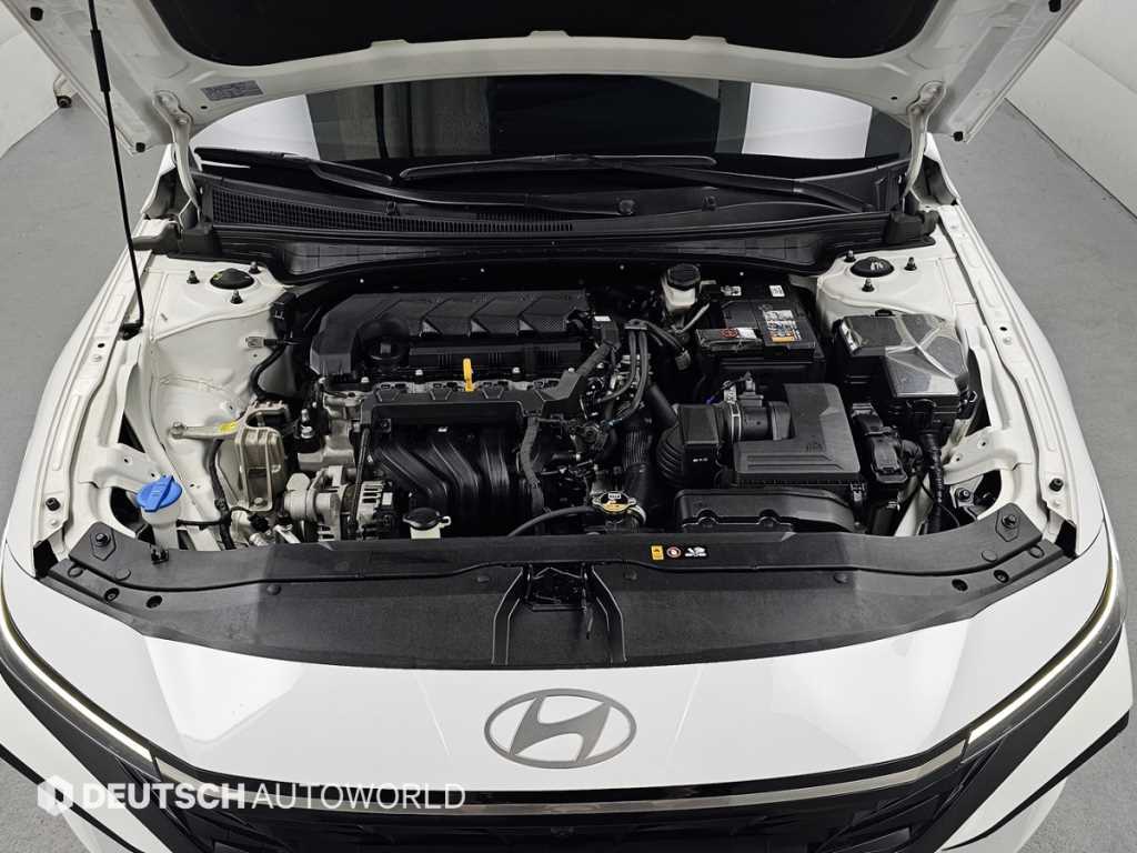 HYUNDAI Avante - Vista 6