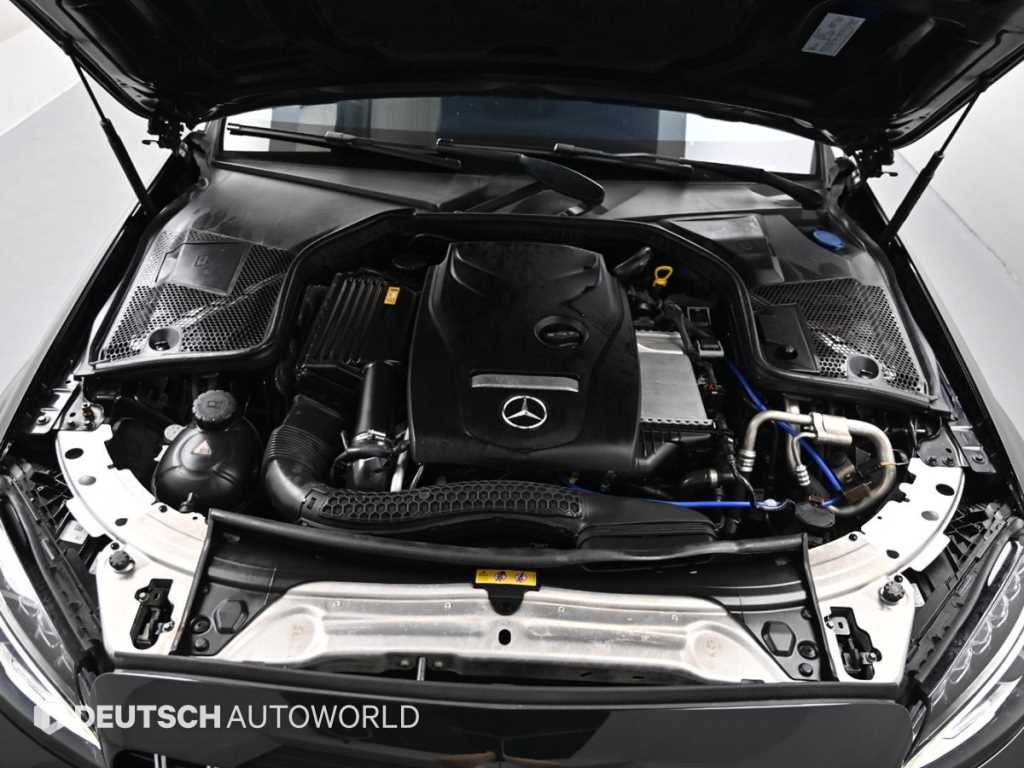 Mercedes Benz C Class - Vista 6