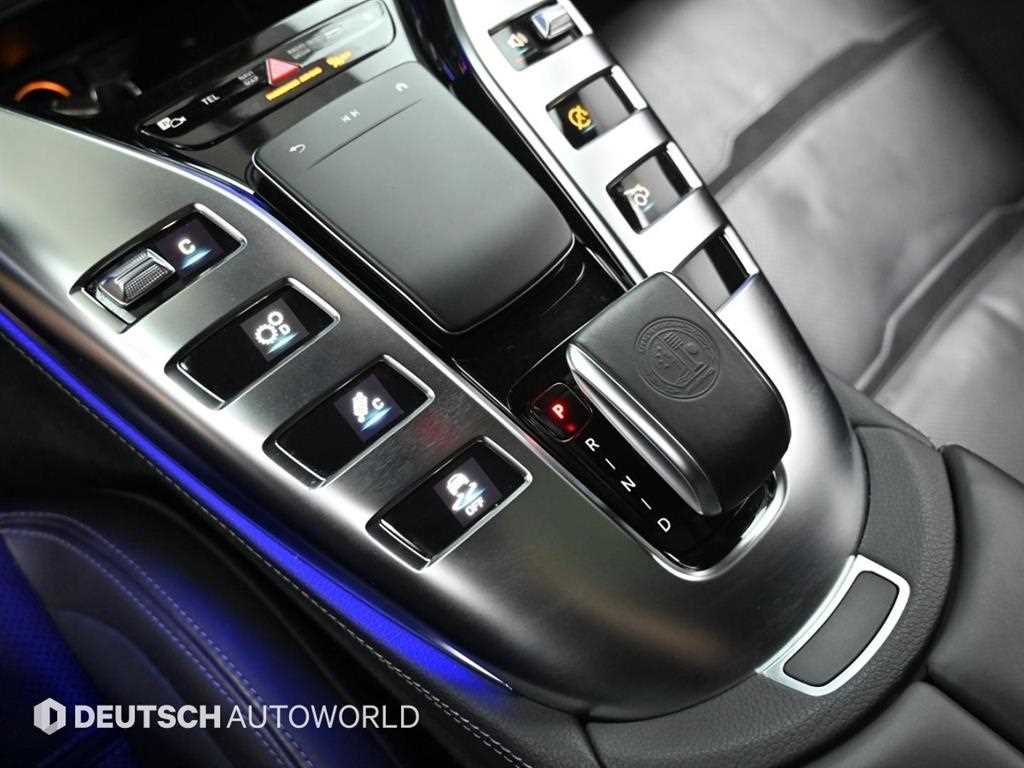 Mercedes Benz AMG GT - Vista 9