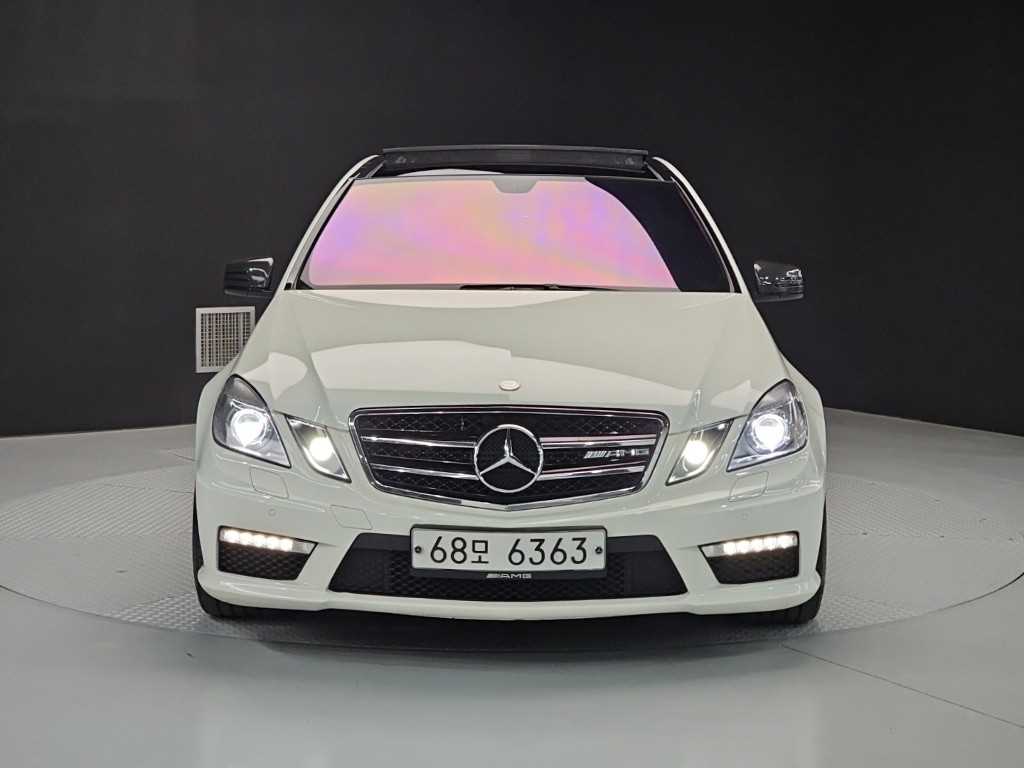 Mercedes Benz E class - Vista 2