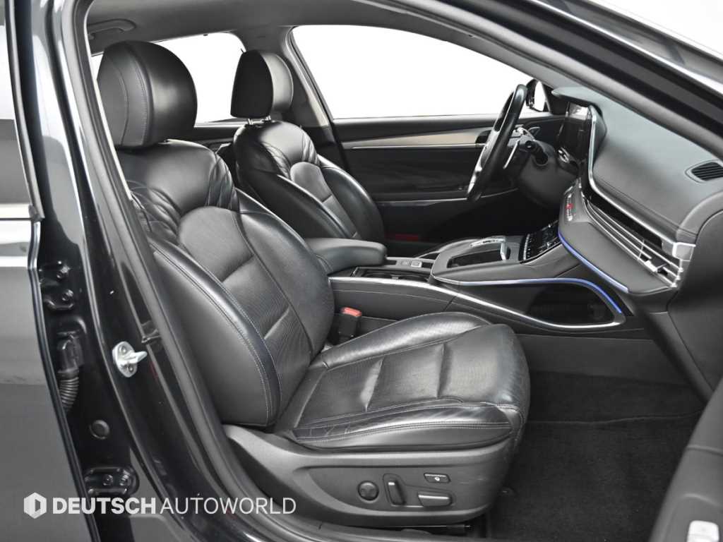 HYUNDAI Grandeur - Vista 10