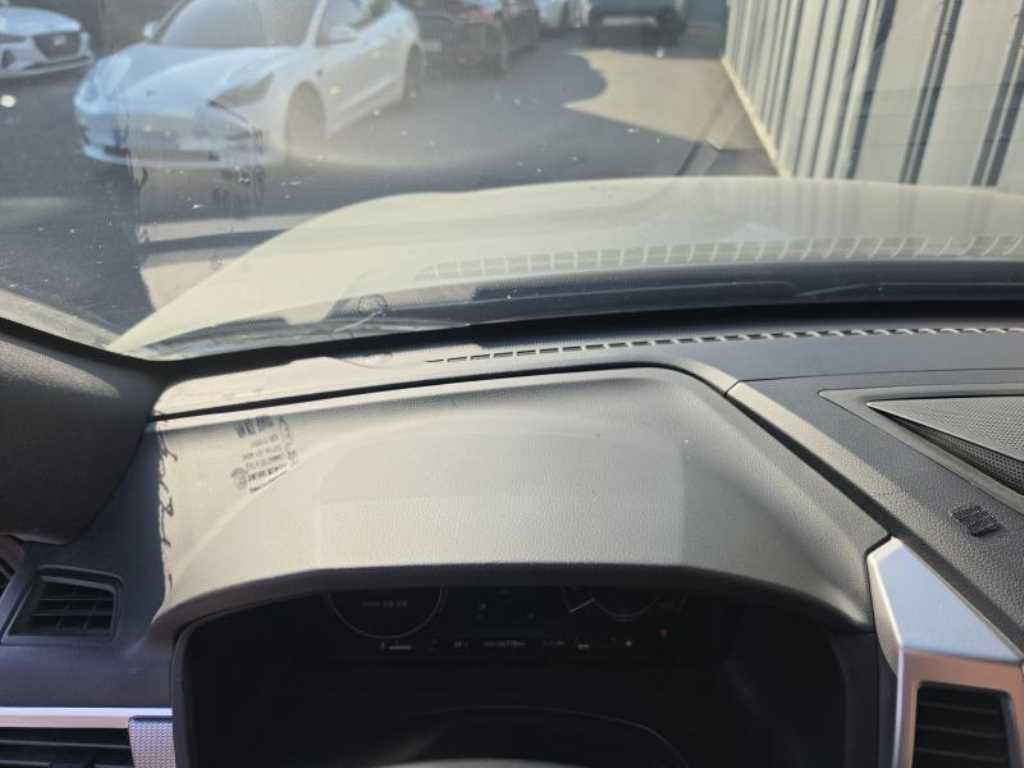 Ssangyong Rexton - Vista 12